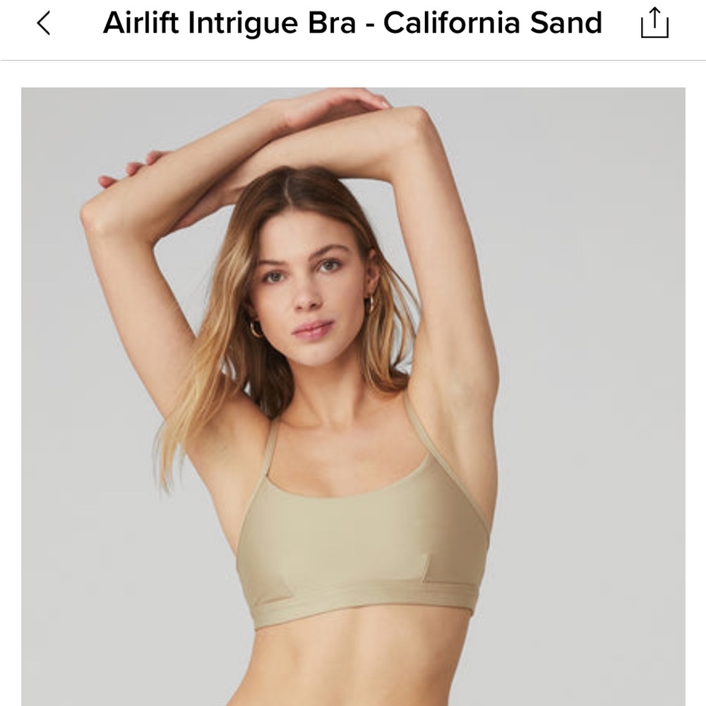 Women’s Alo Yoga. Airlift Intrigue Bra. Size XSmall. Color: California Sand